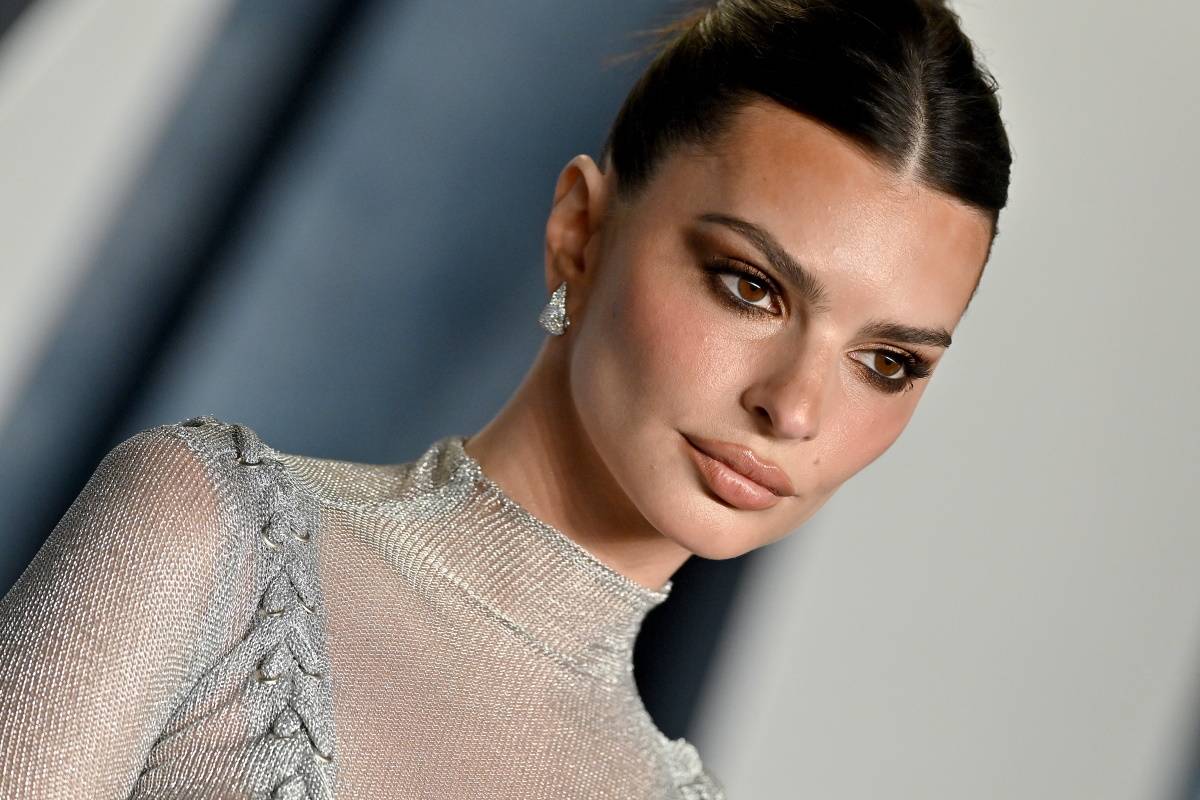 Emily Ratajkowski w nowej, krótkiej fryzurze pixie cut