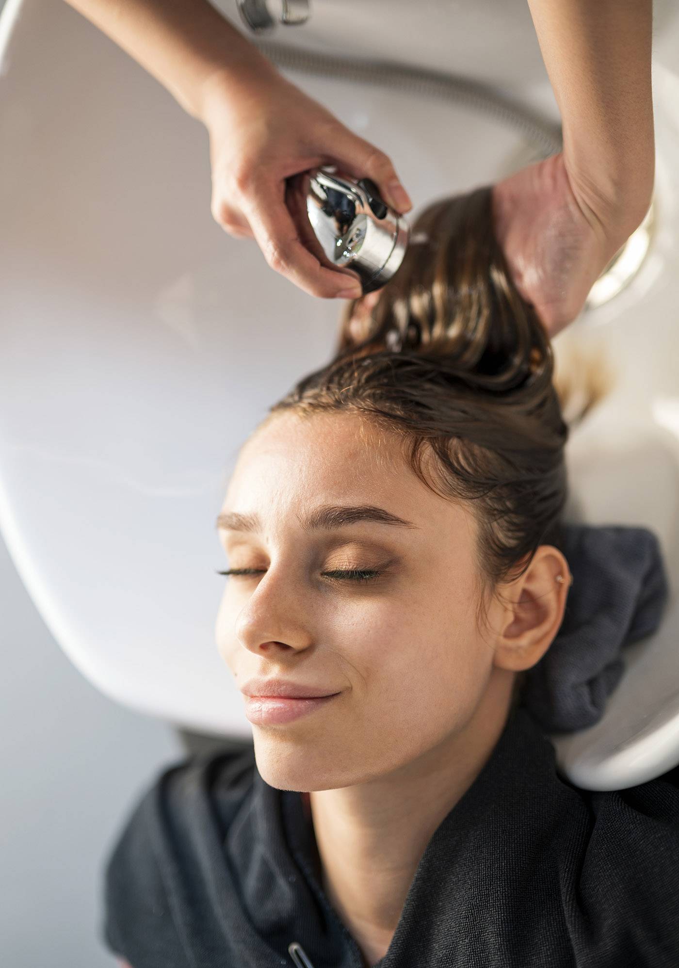 Fryzjerstwo przyszłości według L’Oréal: Z myślą o planecie (Fot. Getty Images)