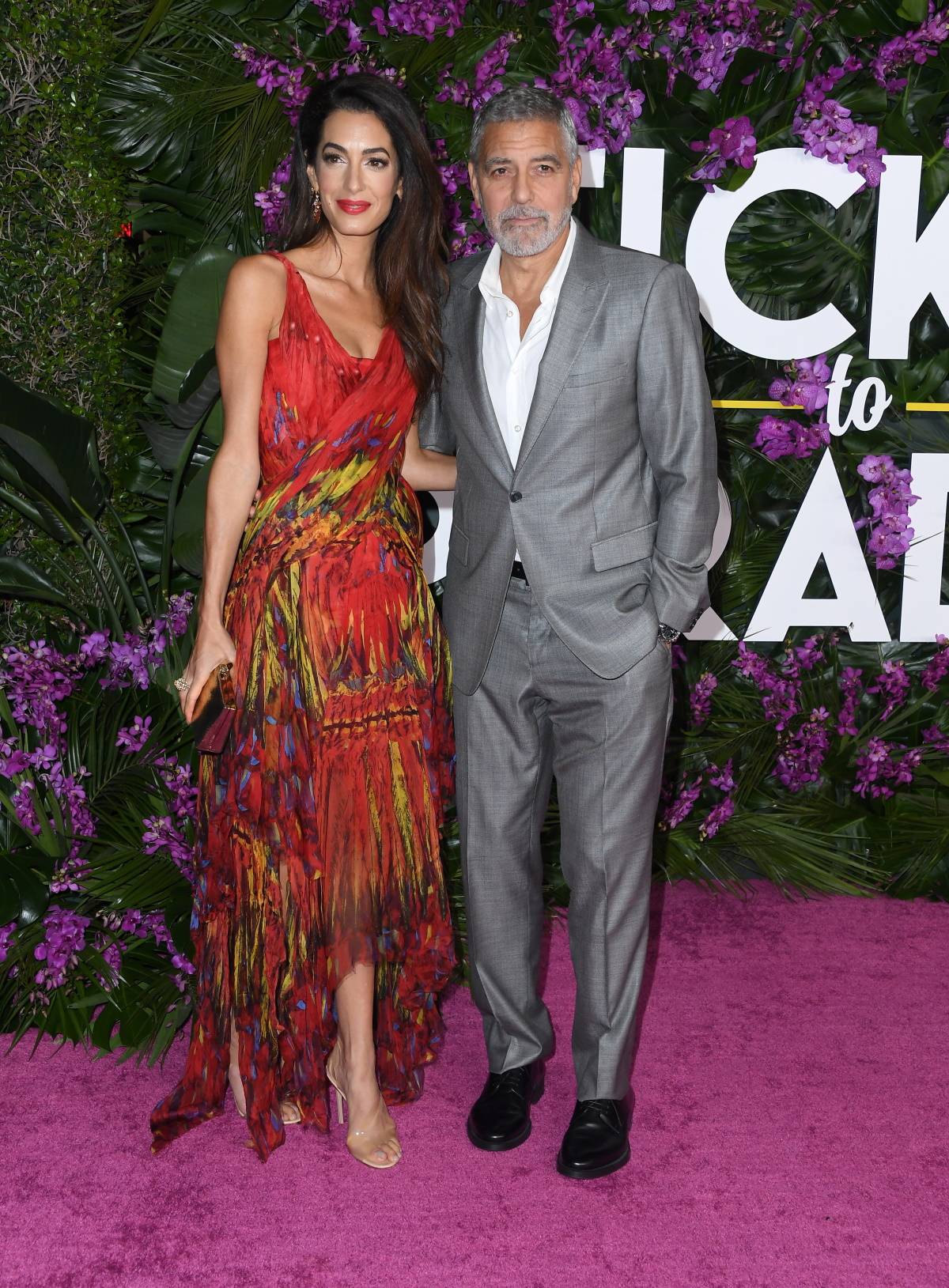 Amal Clooney i George Clooney na premierze filmu „Bilet do raju” w Los Angeles (Fot. Getty Images)