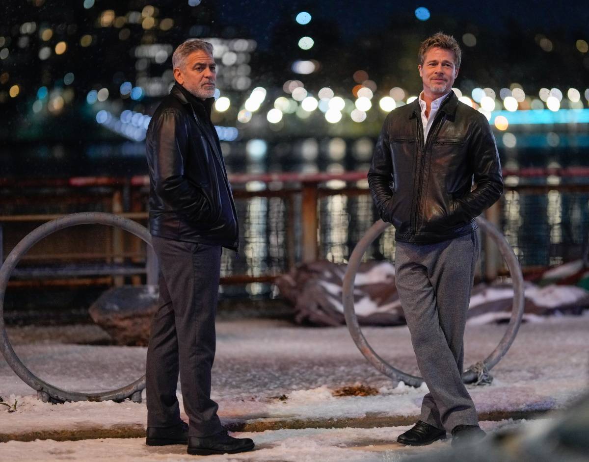 George Clooney i Brad Pitt na planie „Wolves”. (Fot. Getty Images)