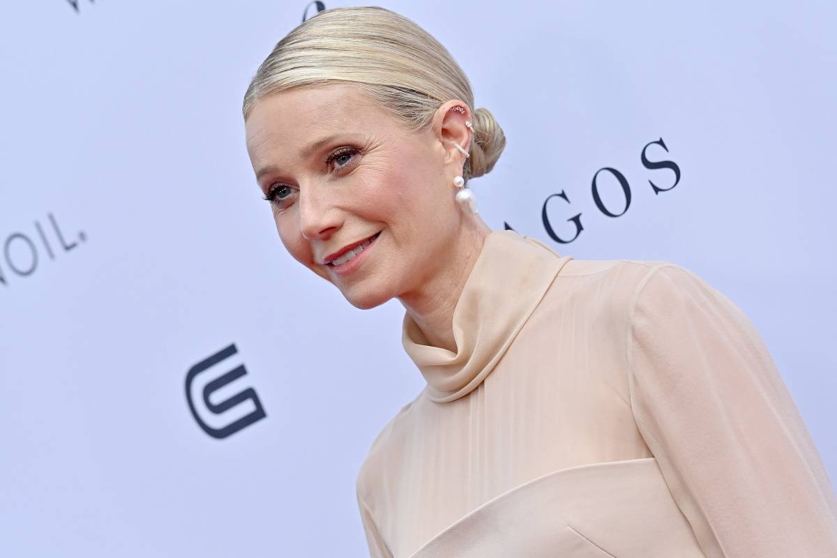 Gwyneth Paltrow, Blythe Danner i Apple Martin na przyjęciu. Gwyneth Paltrow na garden party w Hamptons zaprosiła mamę Blythe Danner i córkę Apple Martin. Wszystkie wybrały idealne stylizacje na lato.