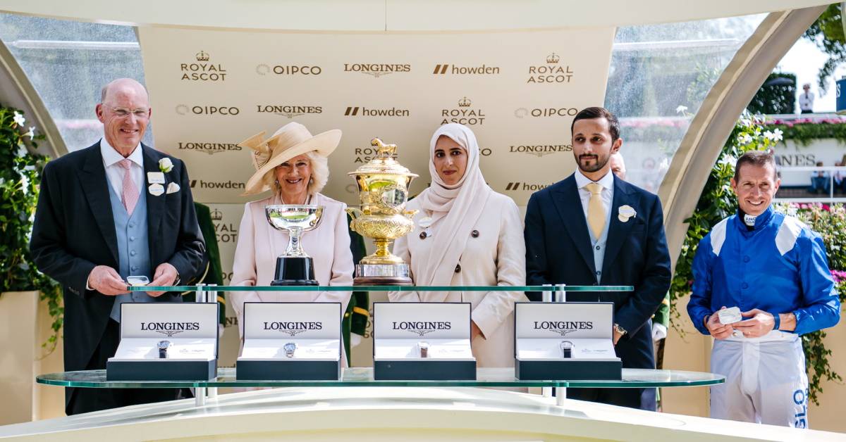 Longines partnerem wyścigów konnych Royal Ascot 2023. Wyścigi konne Royal Ascot zawsze przyciągają na trybuny największe gwiazdy i członków rodziny królewskiej. Partnerem wydarzenia w 2023 roku był Longines.