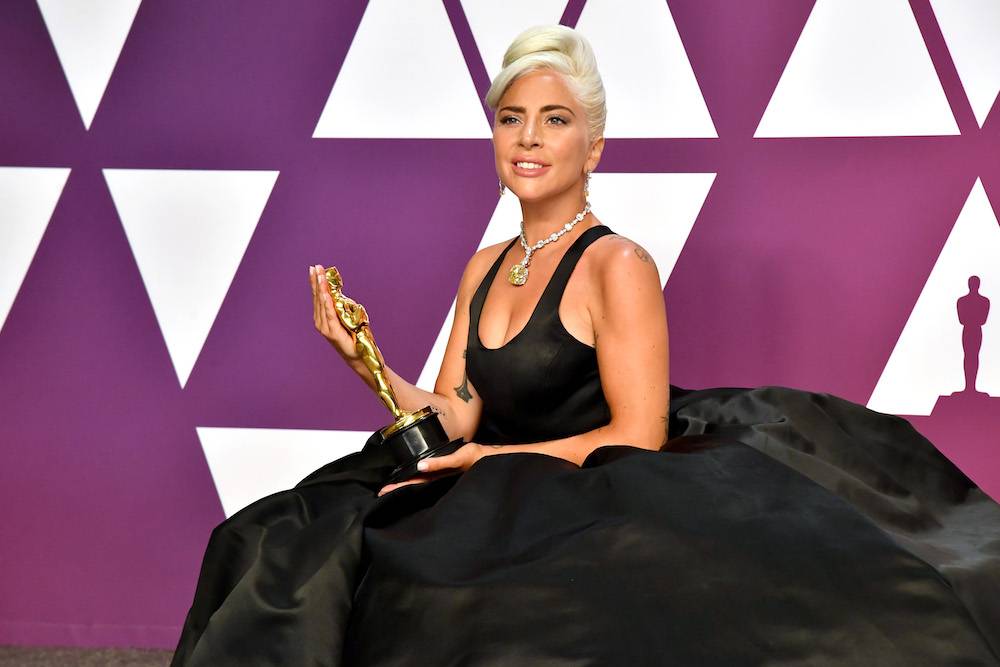 Lady Gaga z Oscarem (Fot. Getty Images)