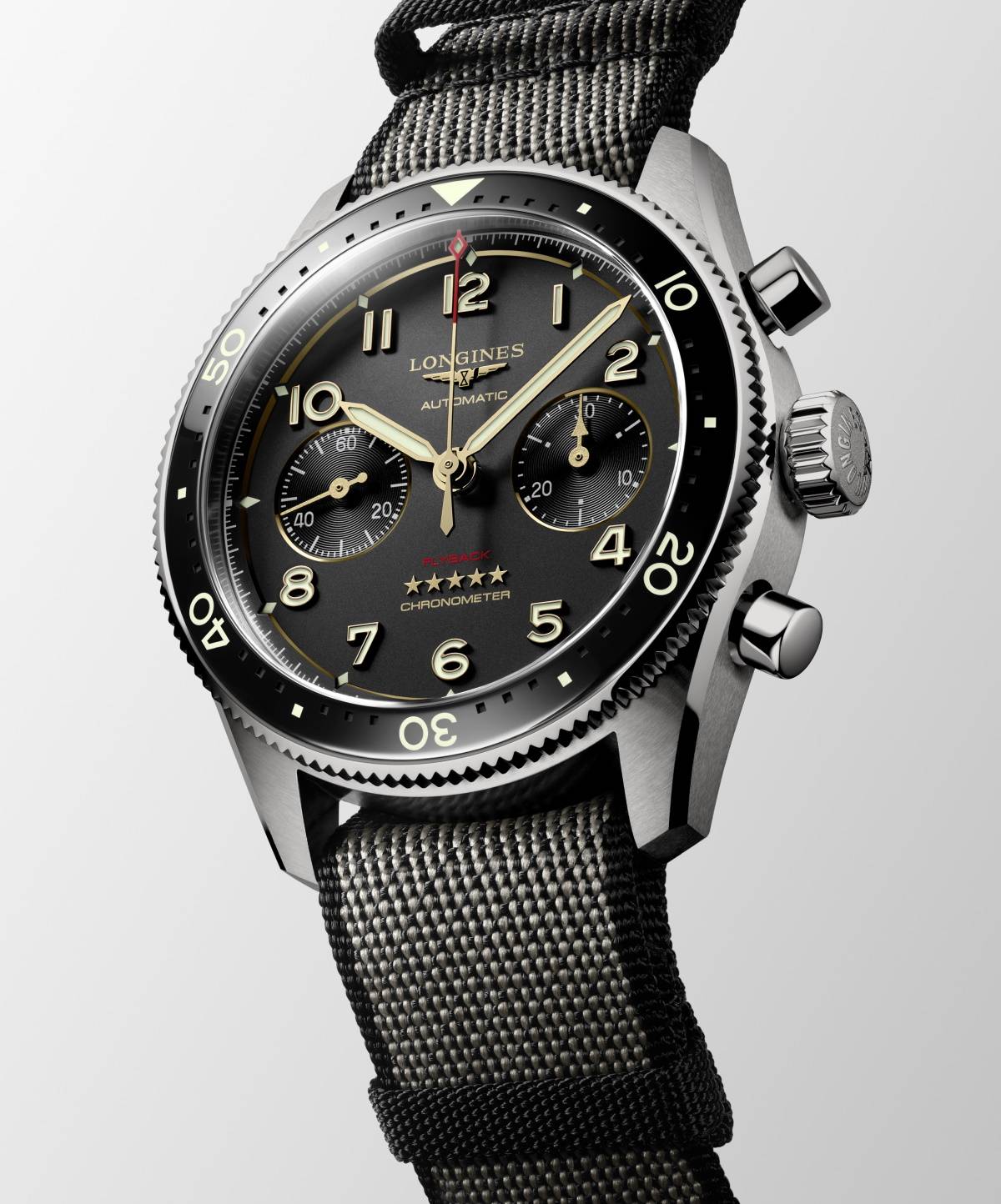 Nowe zegarki Longines Spirit Flyback z tytanowymi elementami