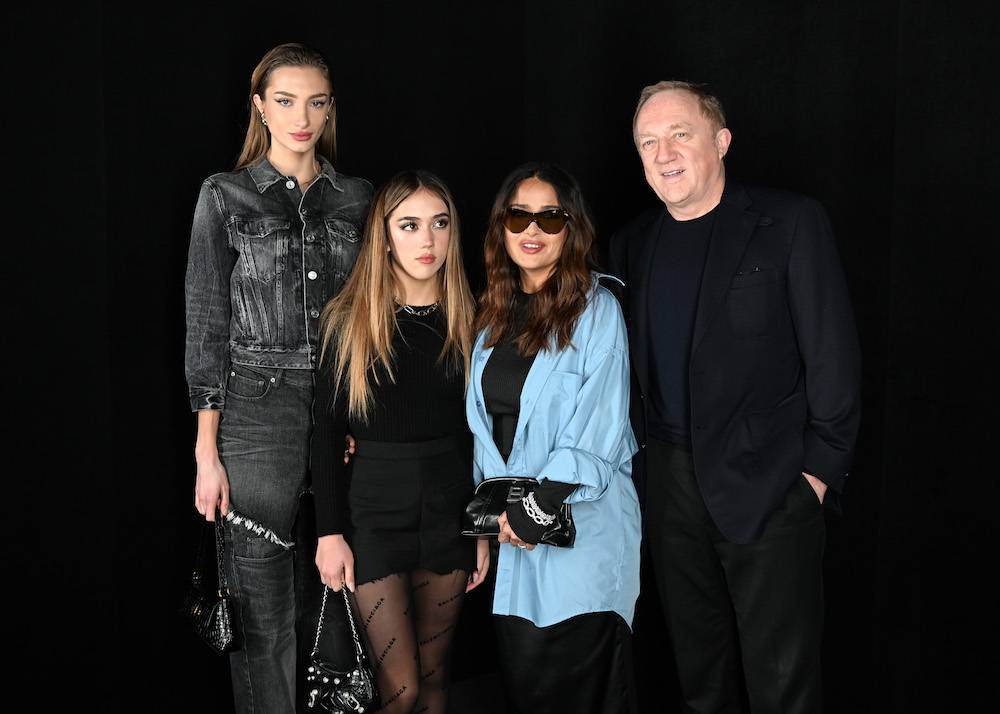 Od lewej: Mathilde Pinault, Valentina Paloma Pinault, Salma Hayek i François-Henri Pinault (Fot. Getty Images)