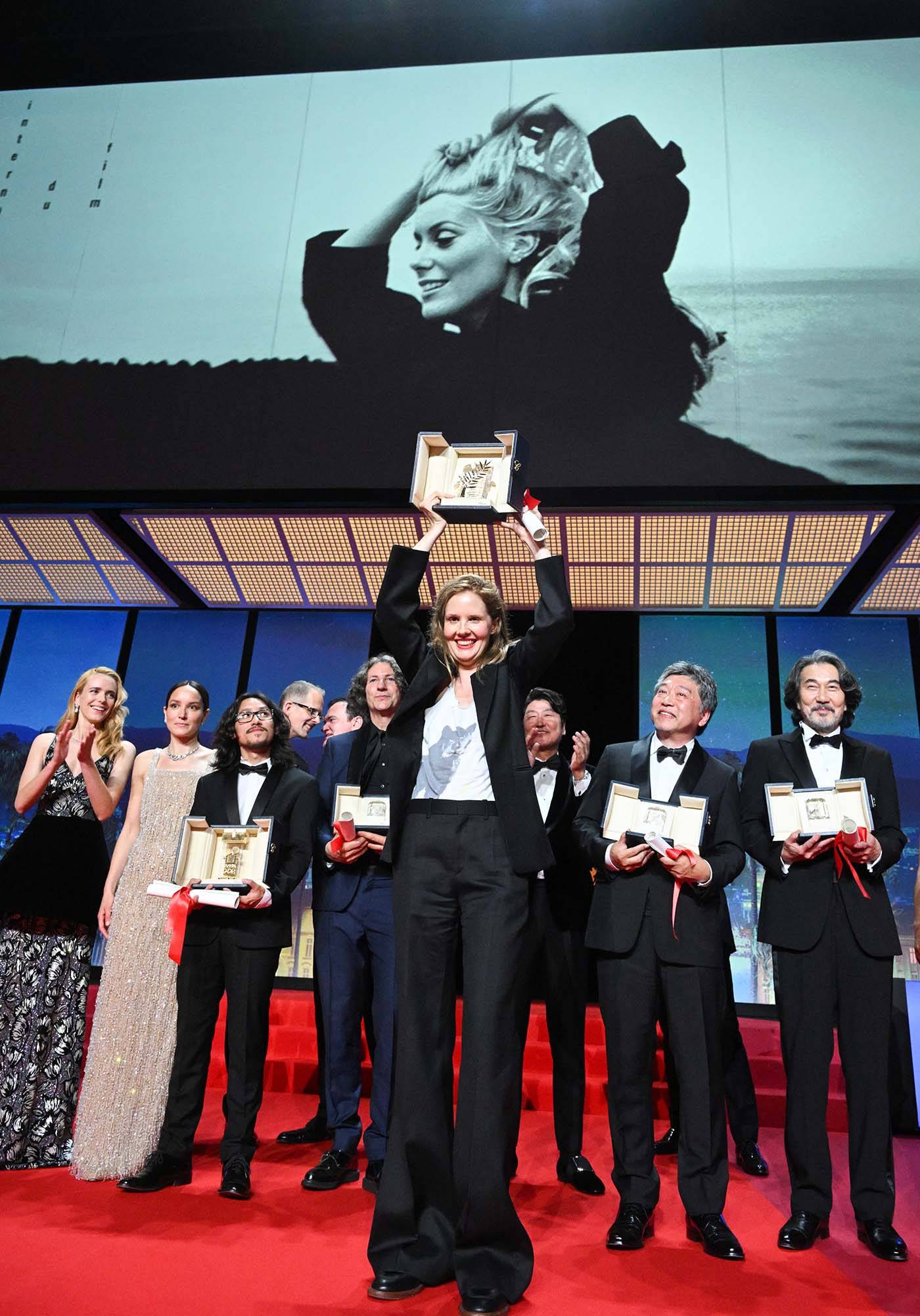 Zwycięzcy 76. Festiwalu Filmowego w Cannes: Justine Triet ze Złotą Palmą (Fot. Getty Images)