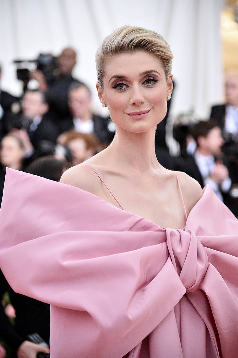 Aktorka Elizabeth Debicki podczas MET Gali