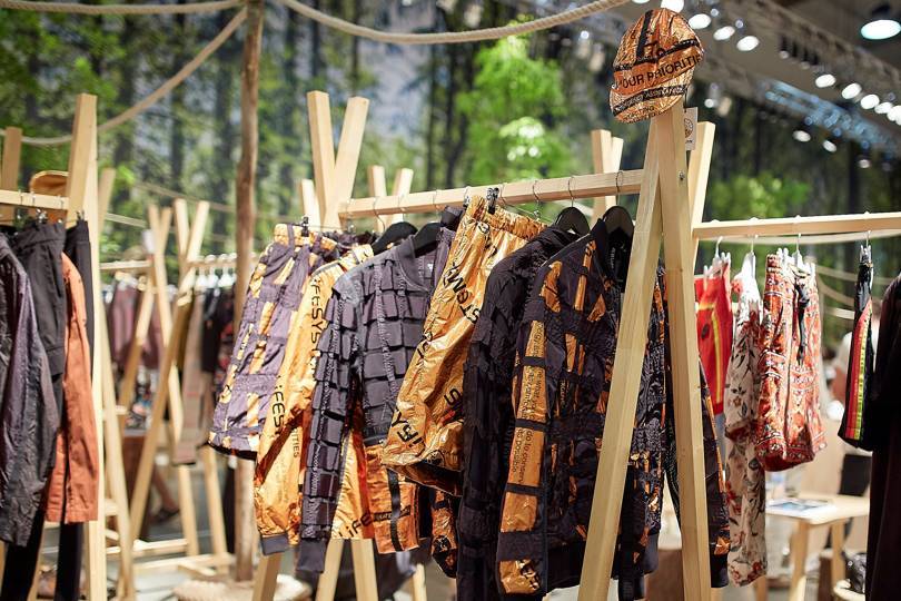 Kolekcja Christophera Raeburna na Pitti Immagine Uomo 96 (Fot. Aka Collective)