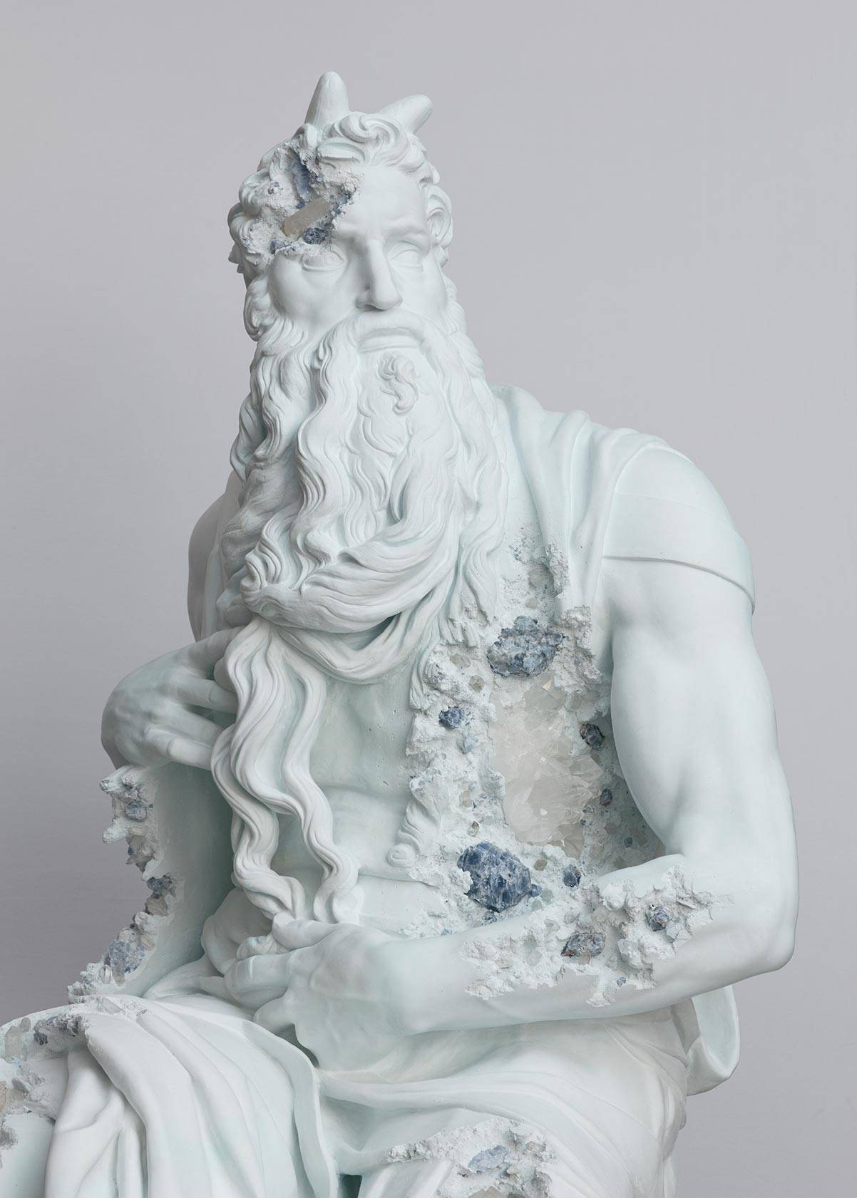 Blue Calcite Eroded Moses, detal, Daniel Arsham
fot. Claire Dorn © Dzięki uprzejmości artysty i Perrotin)