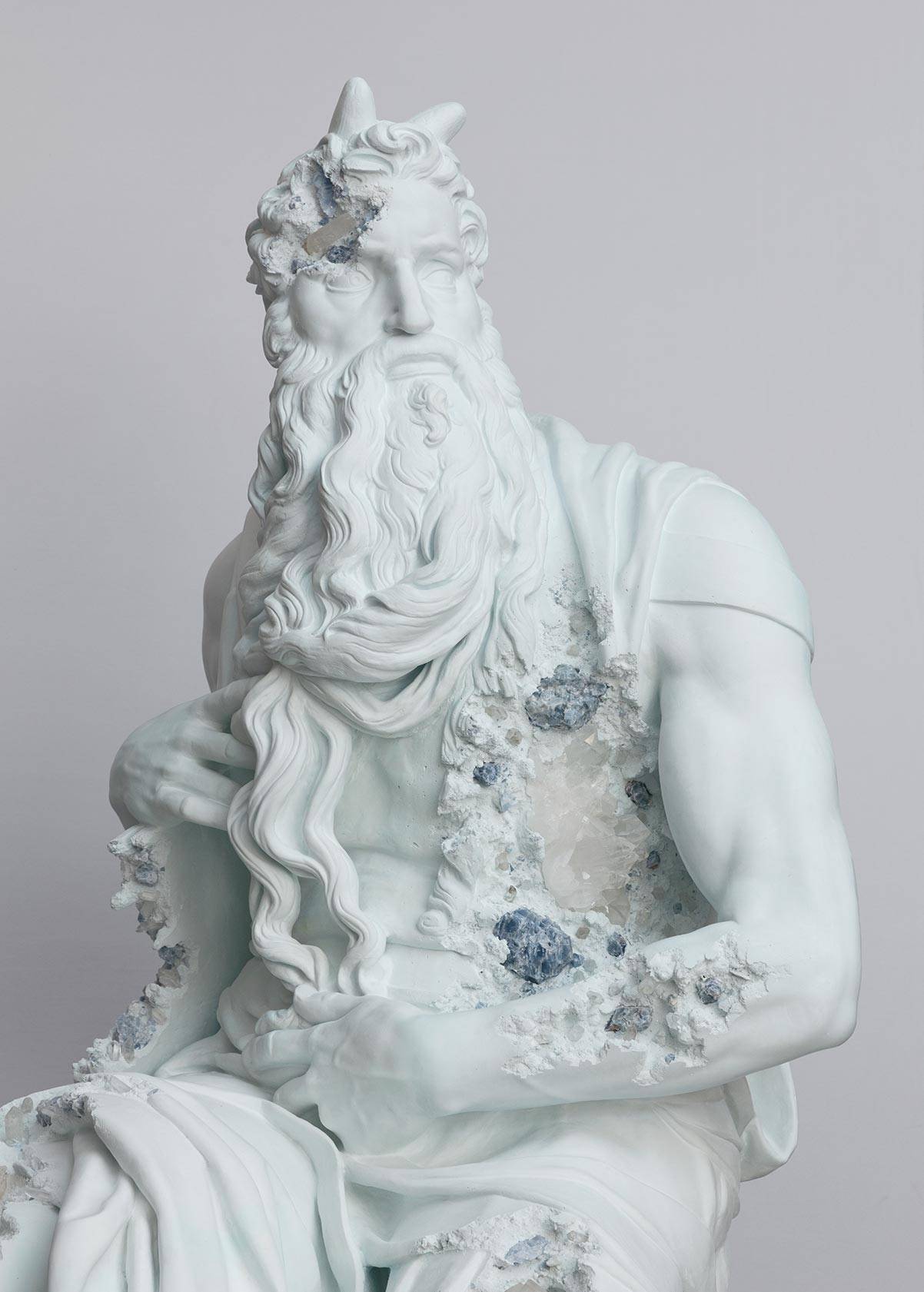 Blue Calcite Eroded Moses, detal, Daniel Arsham
fot. Claire Dorn © Dzięki uprzejmości artysty i Perrotin)