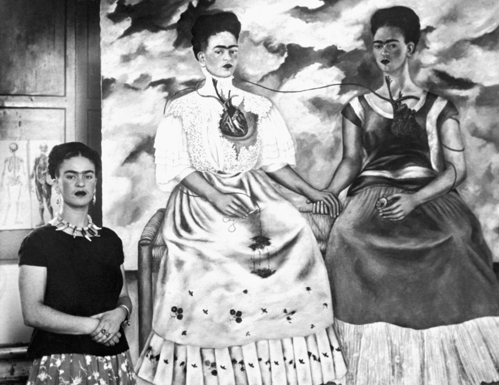 Za życia cieszyła się uznaniem. W 1939 r. zaprezentowano jej prace w Paryżu. Frida Kahlo miała wtedy 32 lata. Fot. Getty Images
