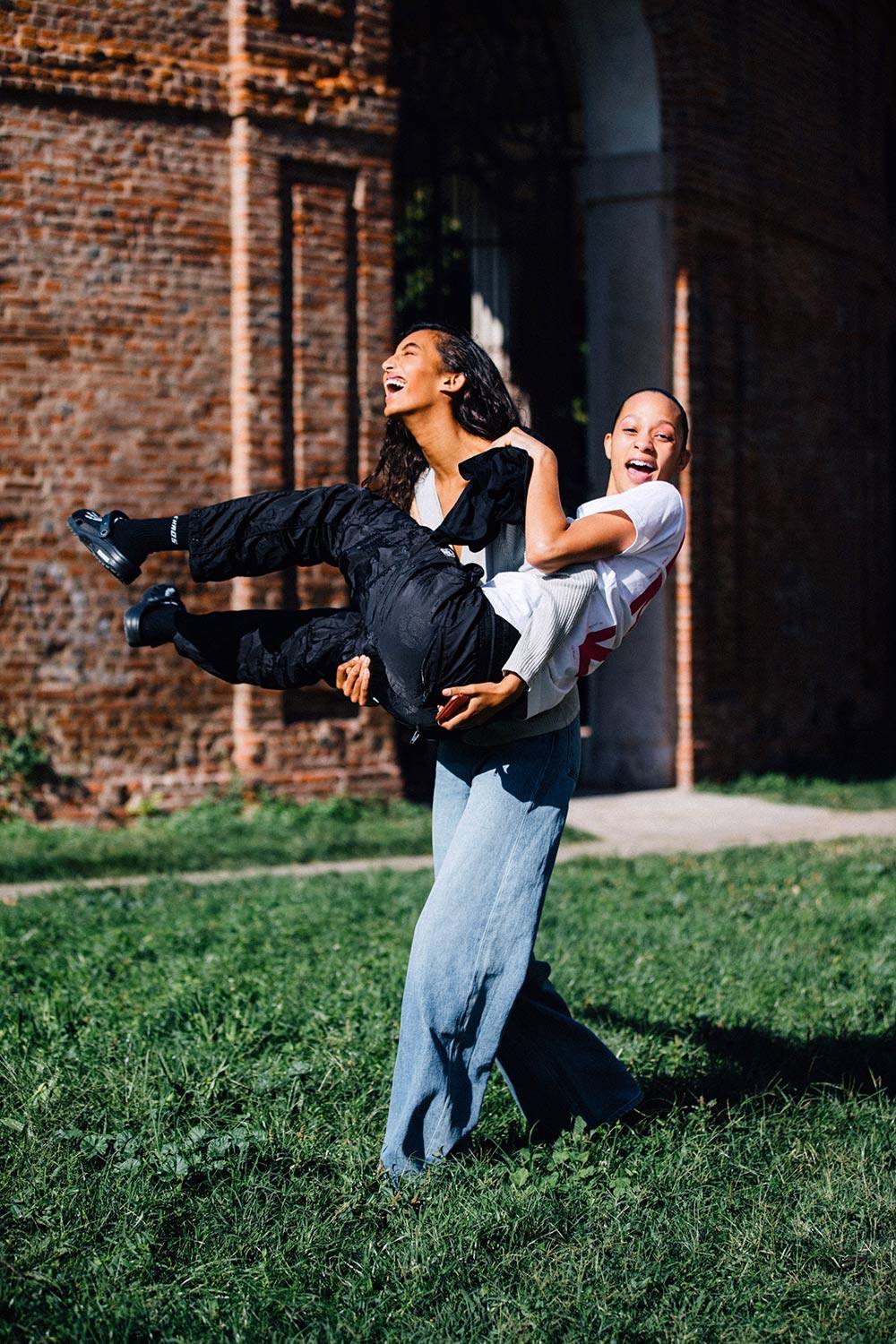 Mona Tougaard i Selena Forrest (Fot. Melodie Jeng/Getty Images)