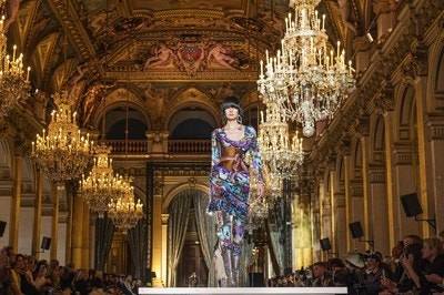 Though she has shown in Paris for 30 years, this was the first time Vivienne Westwood used the Hôtel de Ville
© Peter White / Getty