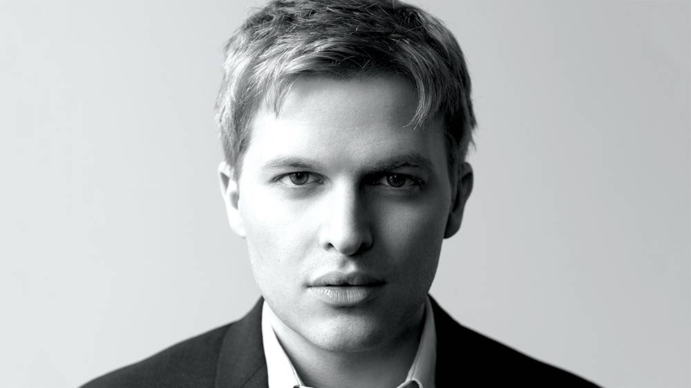 Ronan Farrow (Fot. Brigitte Lacombe)