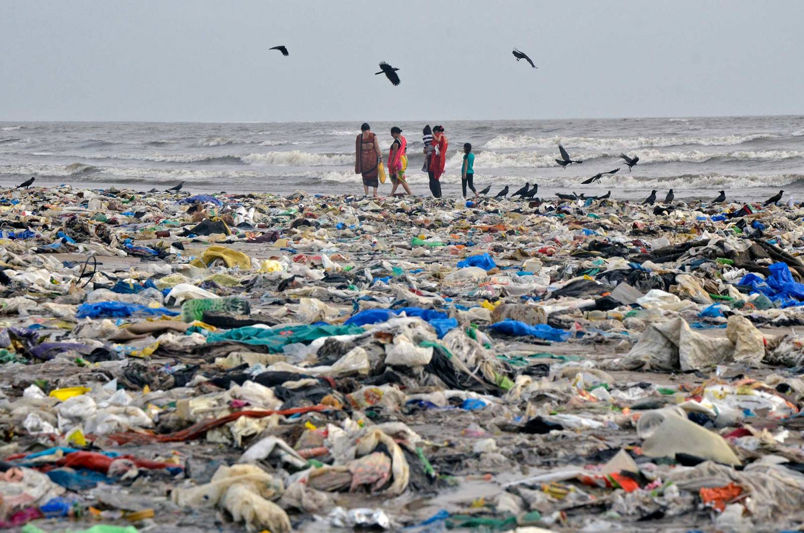 Plaża Mumbai (Fot. Ragul Krishnan/Hindustan Times via Getty Images)