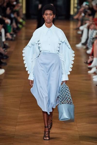 Stella McCartney Spring/Summer 2020
© GoRunway.com