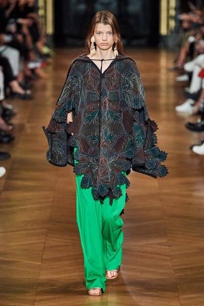 Stella McCartney Spring/Summer 2020
© GoRunway.com