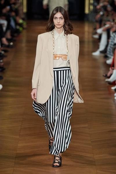 Stella McCartney Spring/Summer 2020
© GoRunway.com