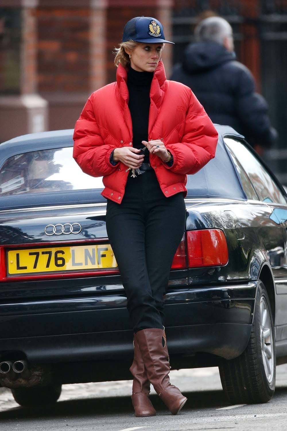 Elizabeth Debicki na planie djęciowym, 2022 r., Fot. BackGrid UK/East News