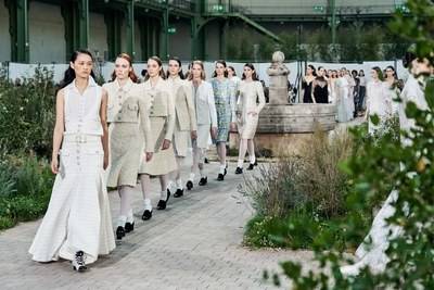 Chanel Spring/Summer 2020 Haute Couture
© GoRunway.com