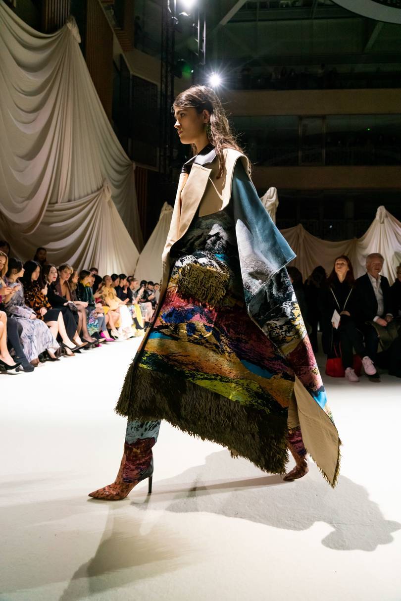 Mary Katrantzou AW19. Credit: GORUNWAY