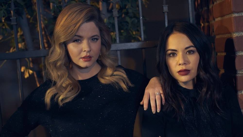 Sasha Pieterse i Janel Parrish (Fot. materiały prasowe)