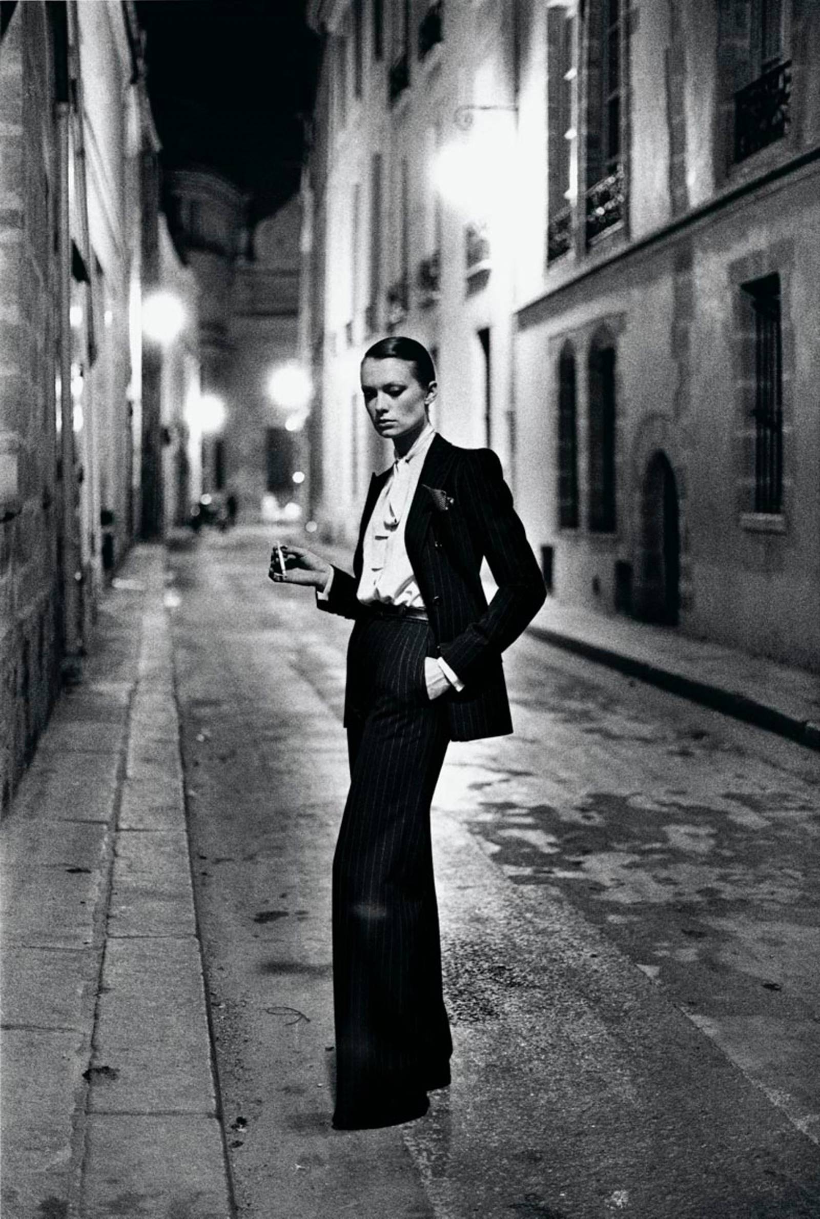 Rue Aubriot, Vogue Paris 1975 (Fot. Helmut Newton, Helmut Newton Estate Kopie)