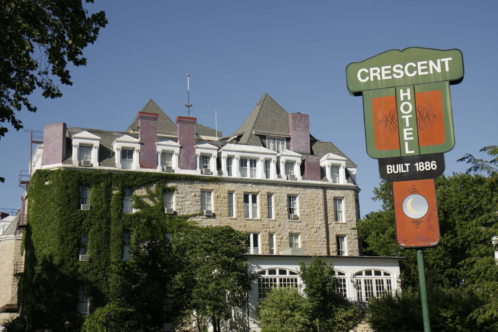 Crescent Hotel&SPA (Fot. Jeffrey Greenberg/Universal Images Group)