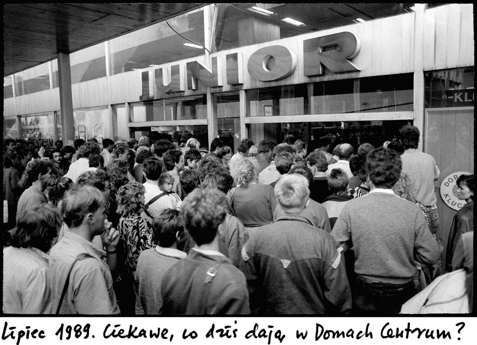 (Zdjęcie pochodzi z cyklu fotograficznego „Fotodziennik czyli piosenka o końcu świata, który Anna Beata Bohdziewicz prowadzi od 1982 roku”)