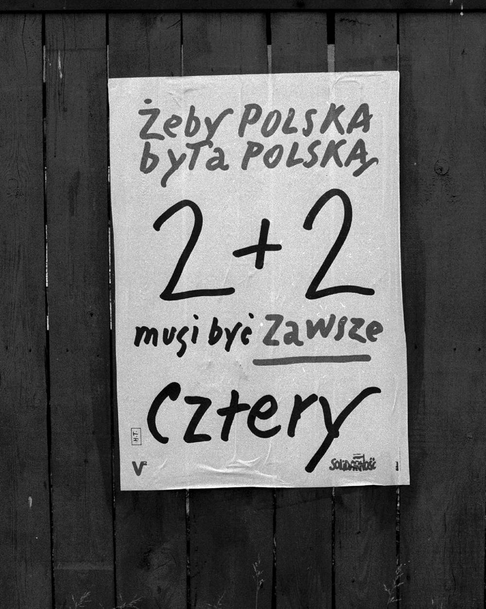 Plakat wyborczy Solidarnosci autorstwa Henryka Tomaszewskiego. 
(Fot.Jacek Dominski/REPORTER)