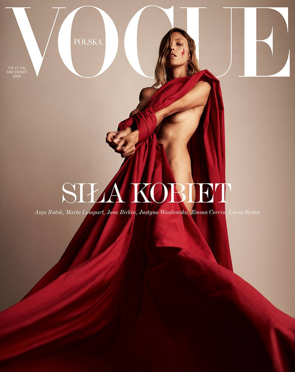 Grudniowe wydanie Vogue Polska (Autoportret: Anja Rubik)