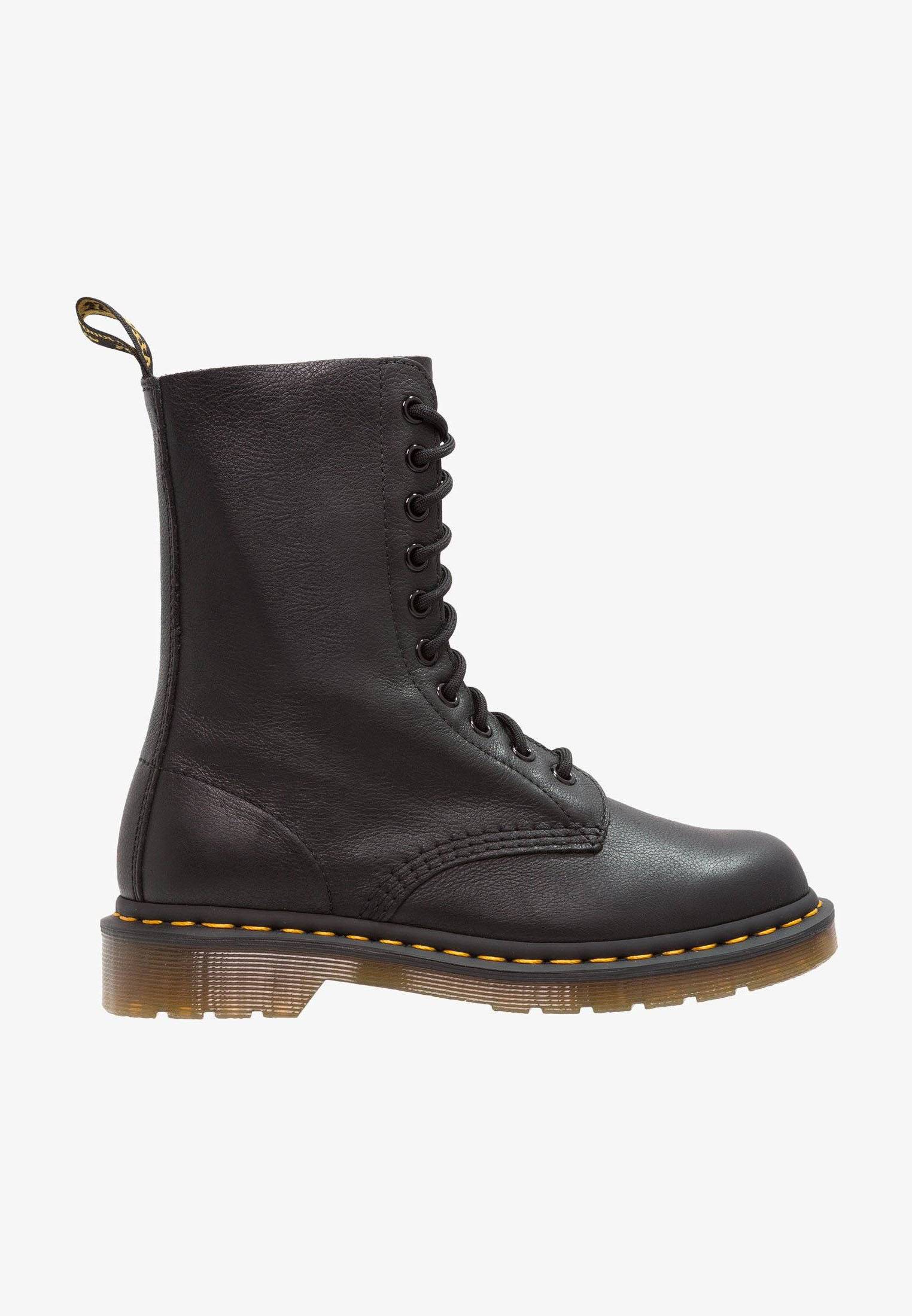 Sznurowane botki Dr. Martens, 819 zł, zalando.pl