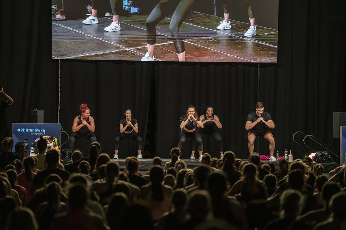 Trening z Anną Lewandowską i Healthy Teamem / (Fot. Materiały prasowe)