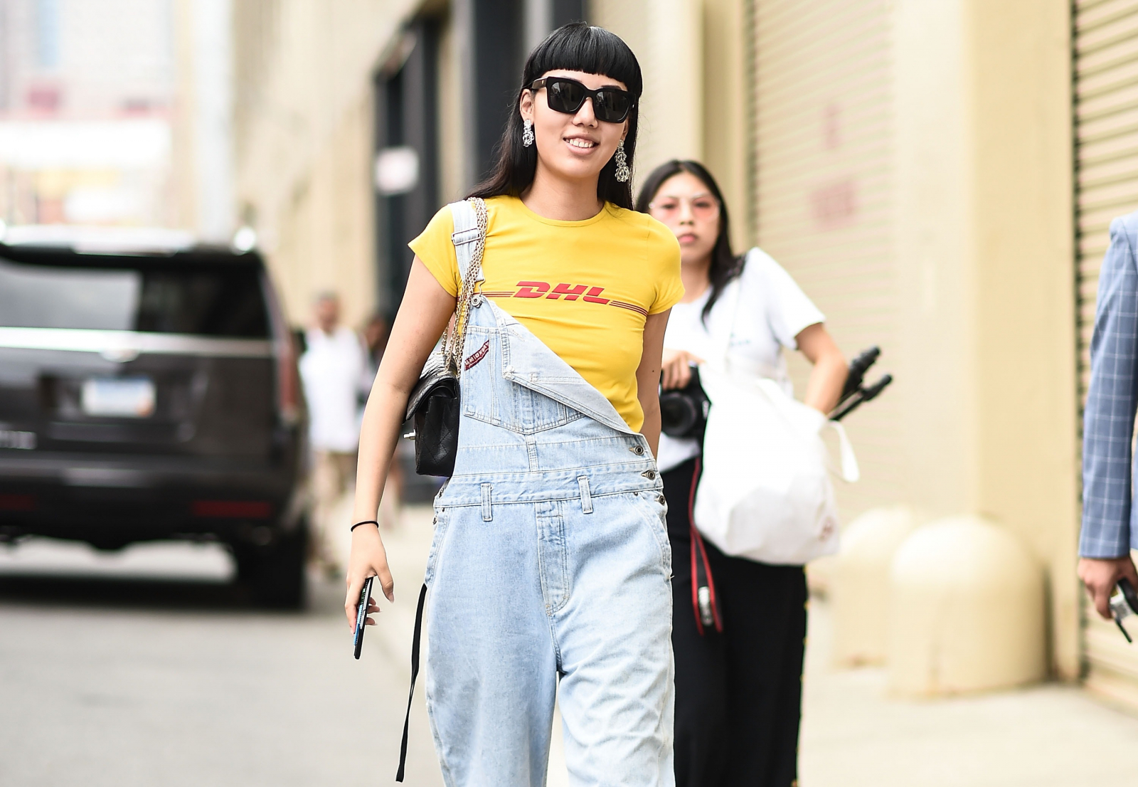 T-shirt Vetements i DHL (Fot. Getty Images)