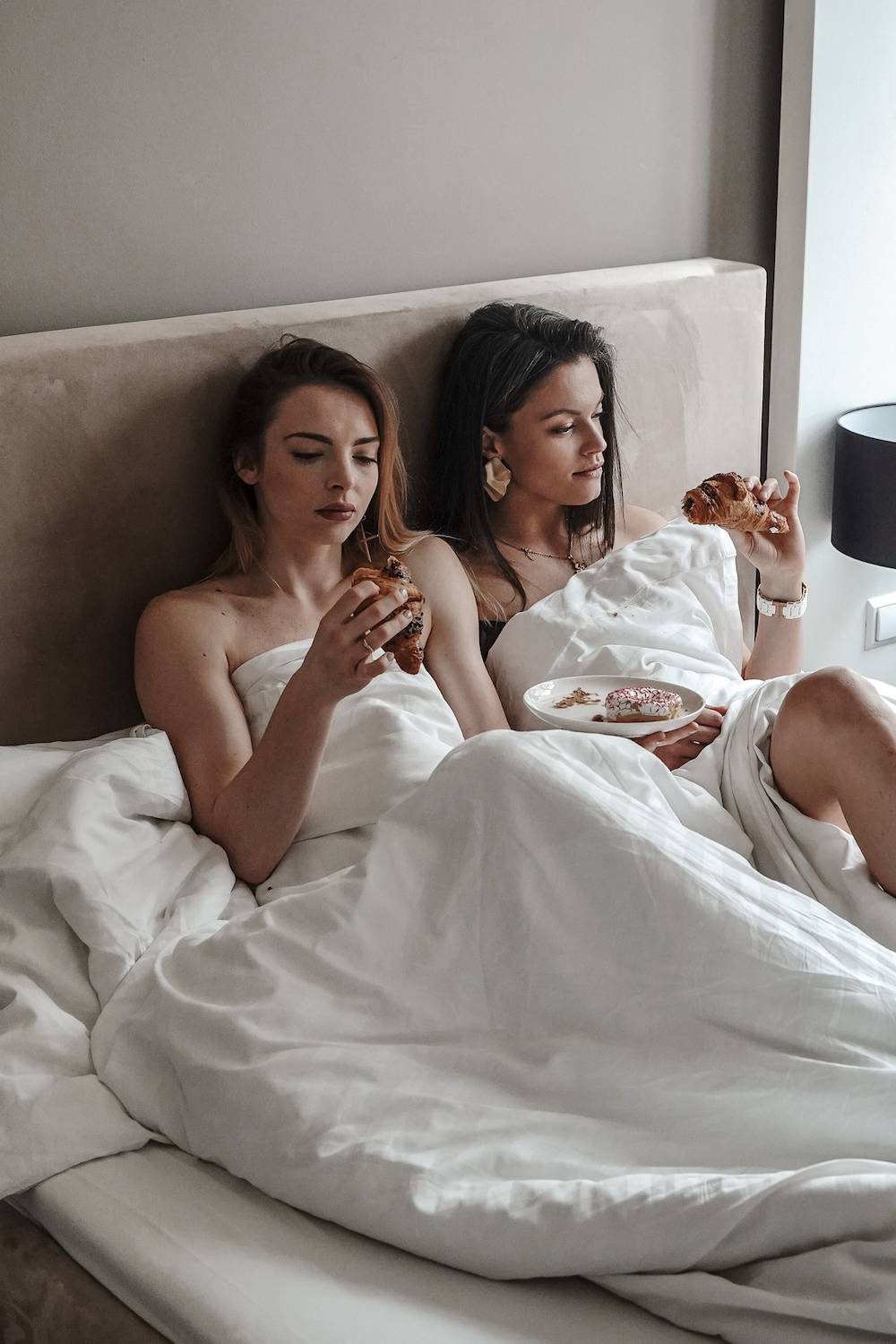 Agnieszka Skrzeczkowska i Karolina Brzuszczyńska (Fot. Kuba Łysiak)