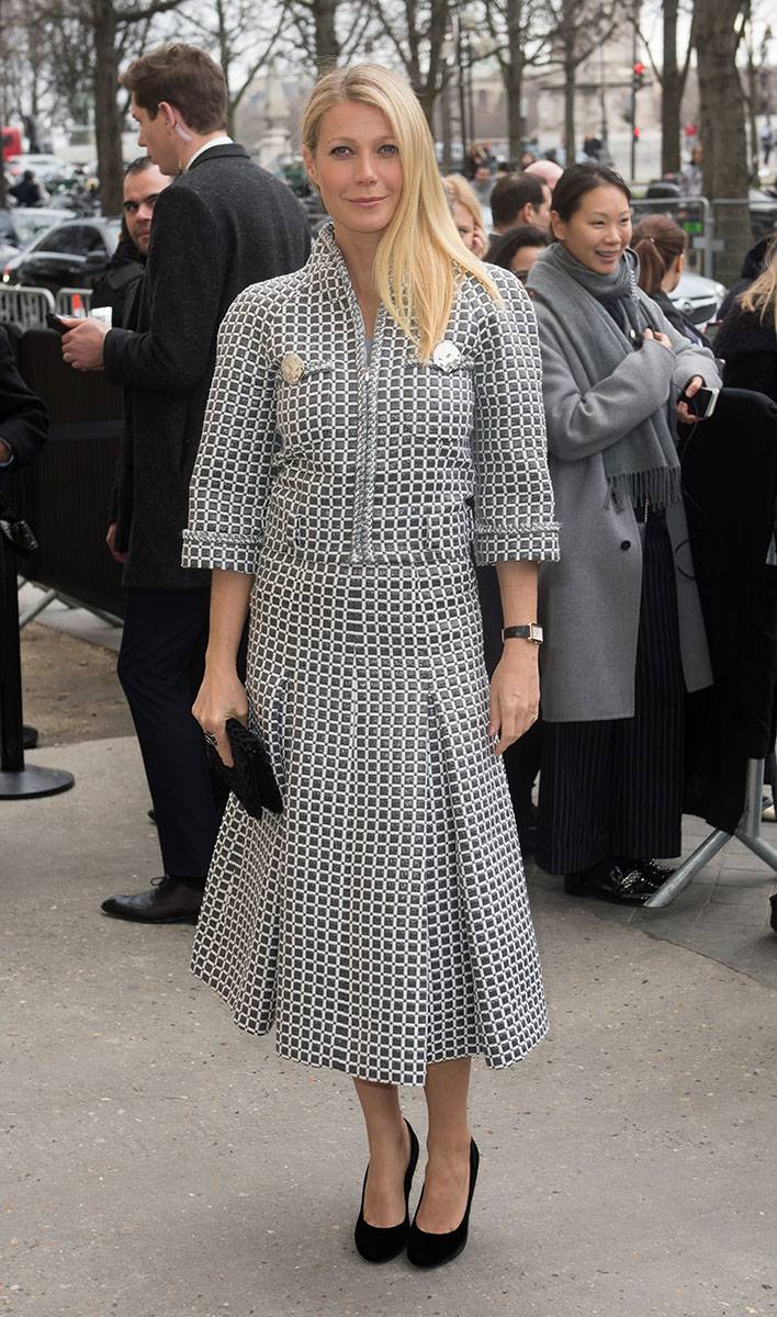 Gwyneth Paltrow na pokazie Chanel w 2016 roku / (Fot. Getty Images)