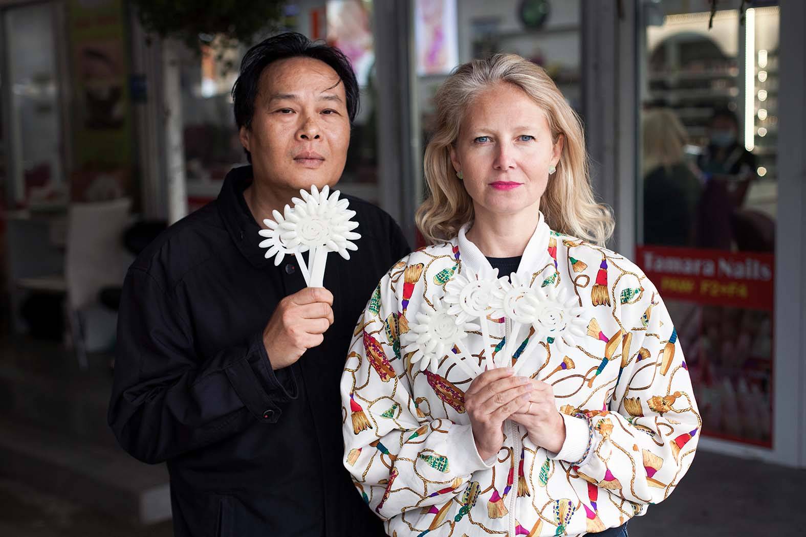 Ngo Van Tuong i Joanna Warsza, “Pod paznokciami. Salon Rozmów”, 2021, (foto: Maciej Landsberg