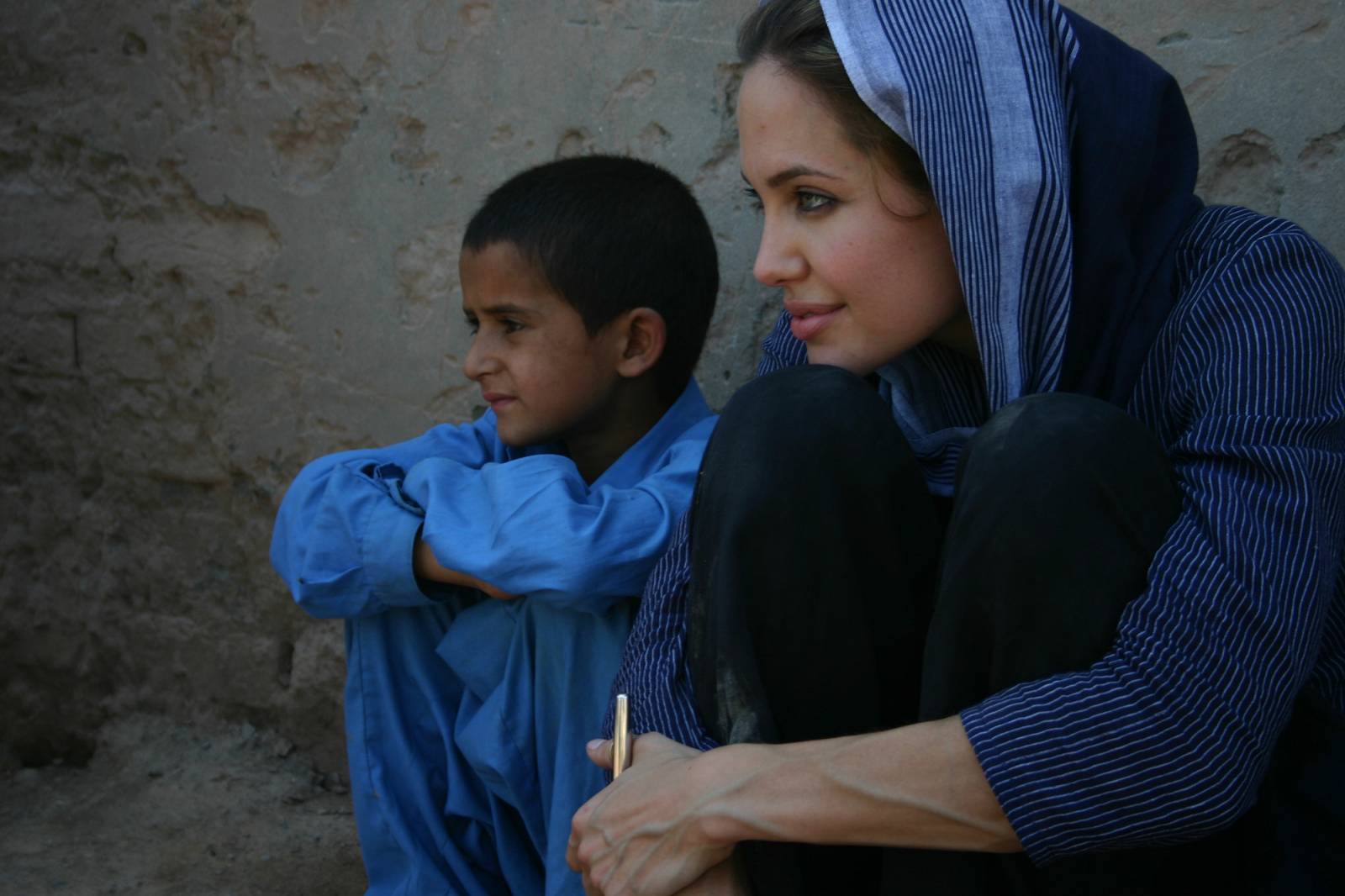 Pakistan. Angelina Jolie Ambasador Dobrej Woli UNHCR odwiedza obóz uchodźców w Afganistanie