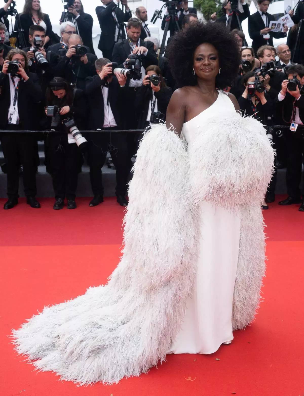 Viola Davis w sukni Valentino. (Fot. Getty Images)