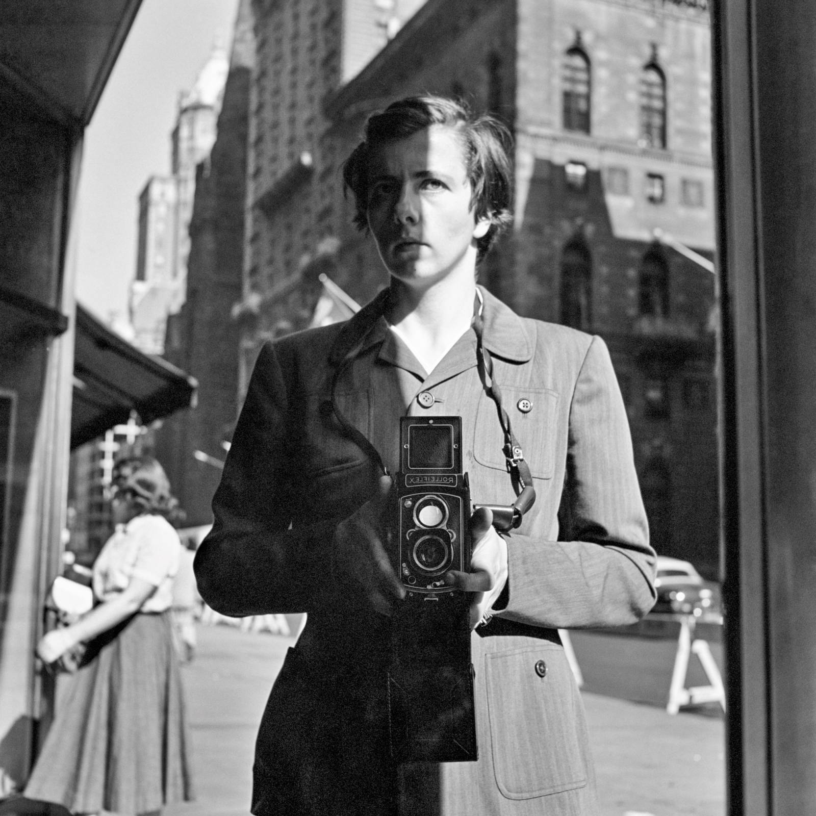 Ciemność i światło, Nowy Jork, 1954. (Fot. Vivian Maier)