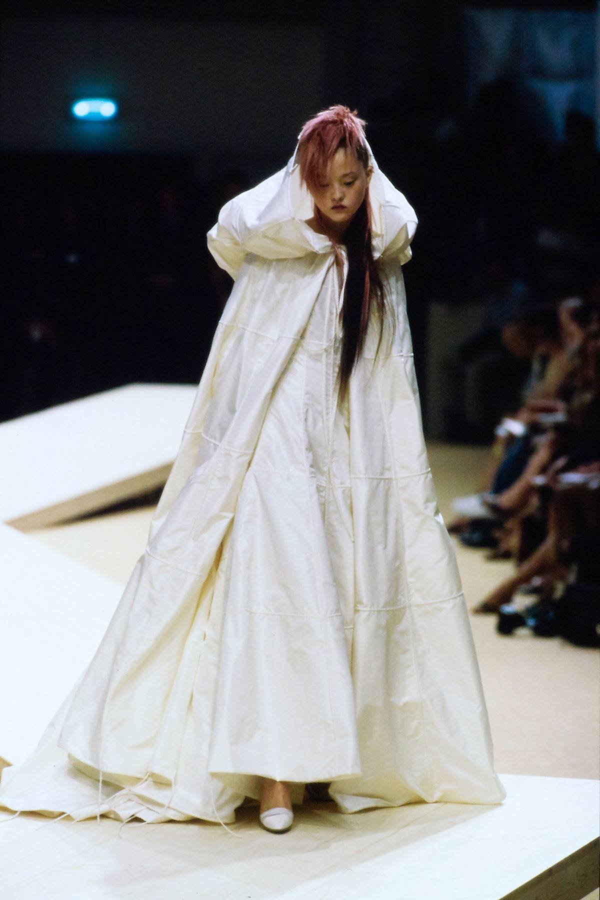 Devon Aoki, Chanel haute couture jesień-zima 1999 (Fot. Conde Nast Archive)