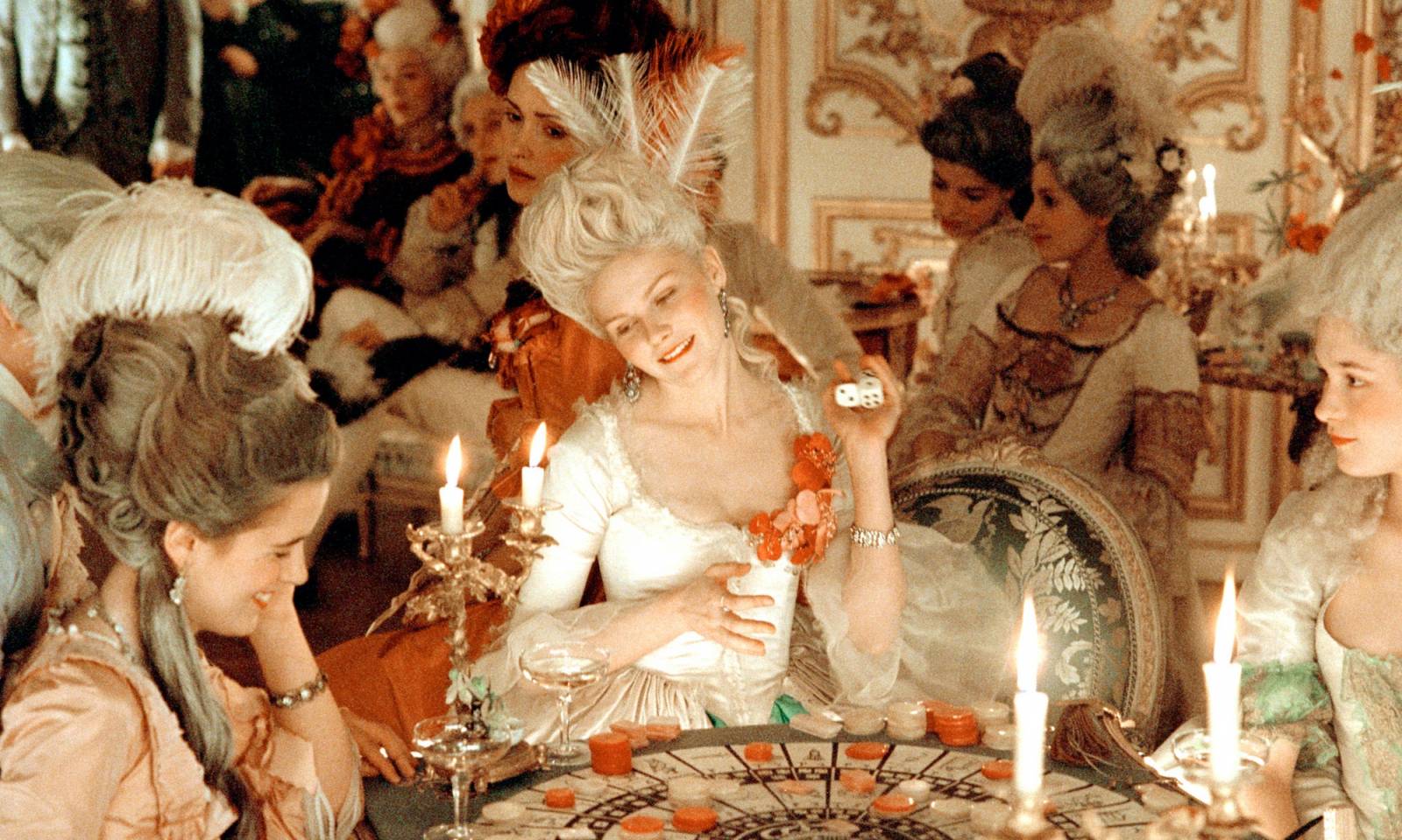 Kirsten Dunst w filmie Maria Antonina (Fot. materiały prasowe)