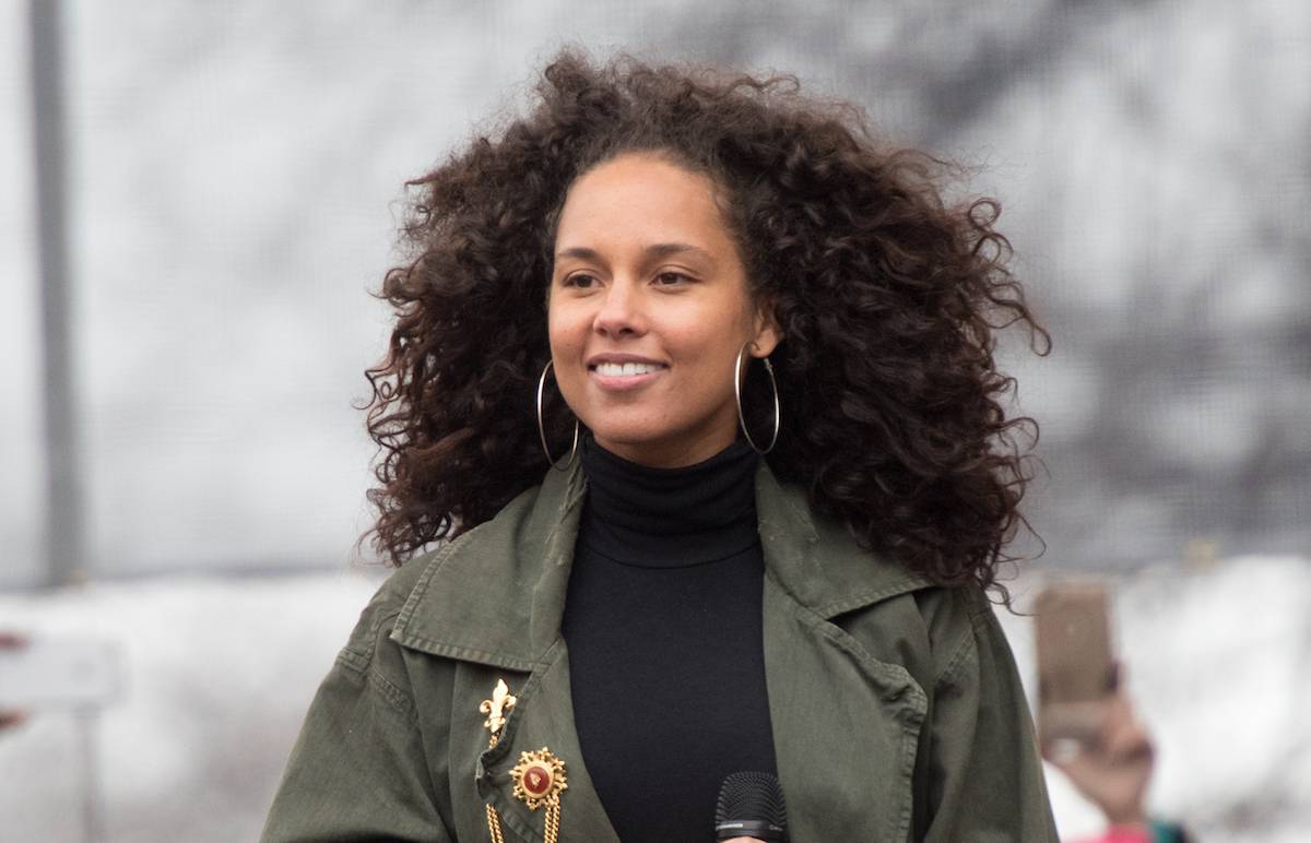 Alicia Keys podcza Womens March w Waszyngtownie, 2017 rok (Fot. Getty Images)