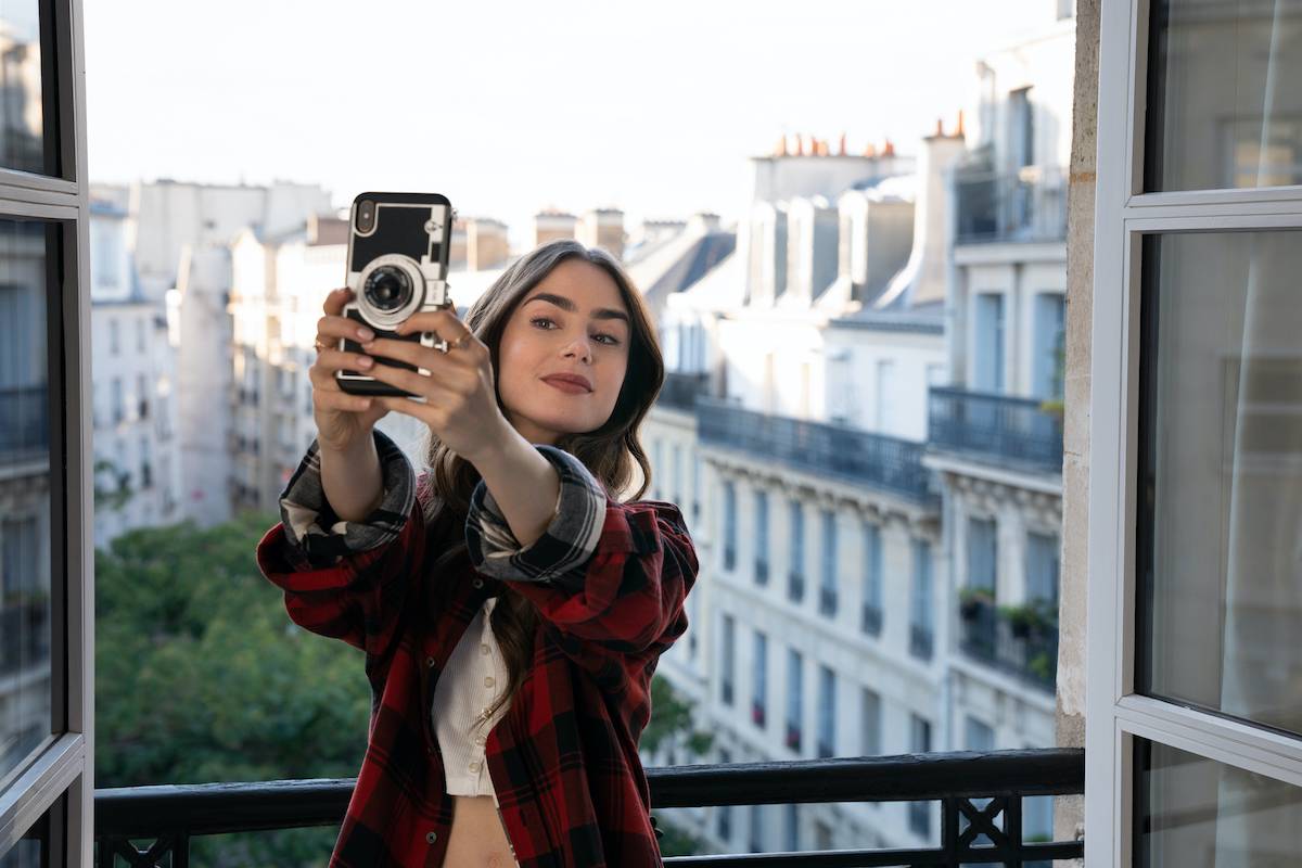 Emily w Paryżu (Fot. materiały prasowe Netflix)