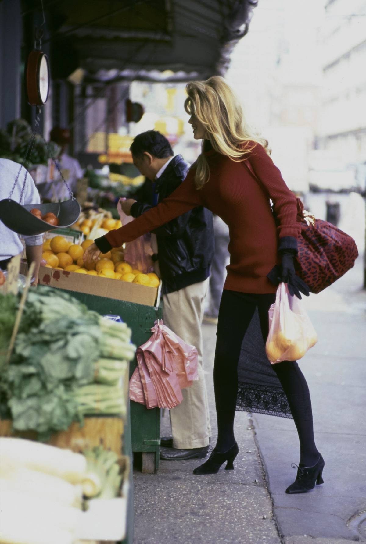 Claudia Schiffer, Vogue, lipiec 1992 rok (Fot. Arthur Elgort/Conde Nast via Getty Images)