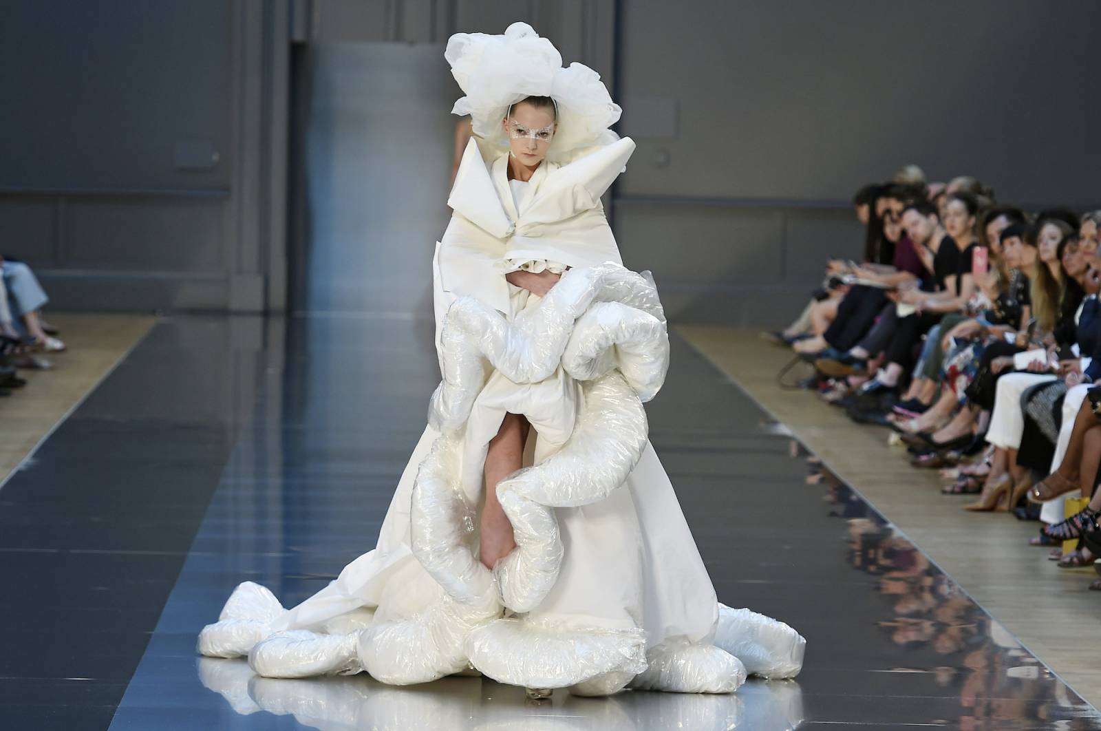 Maison Margiela haute couture jesień-zima 2015 / Fot. Getty Images
