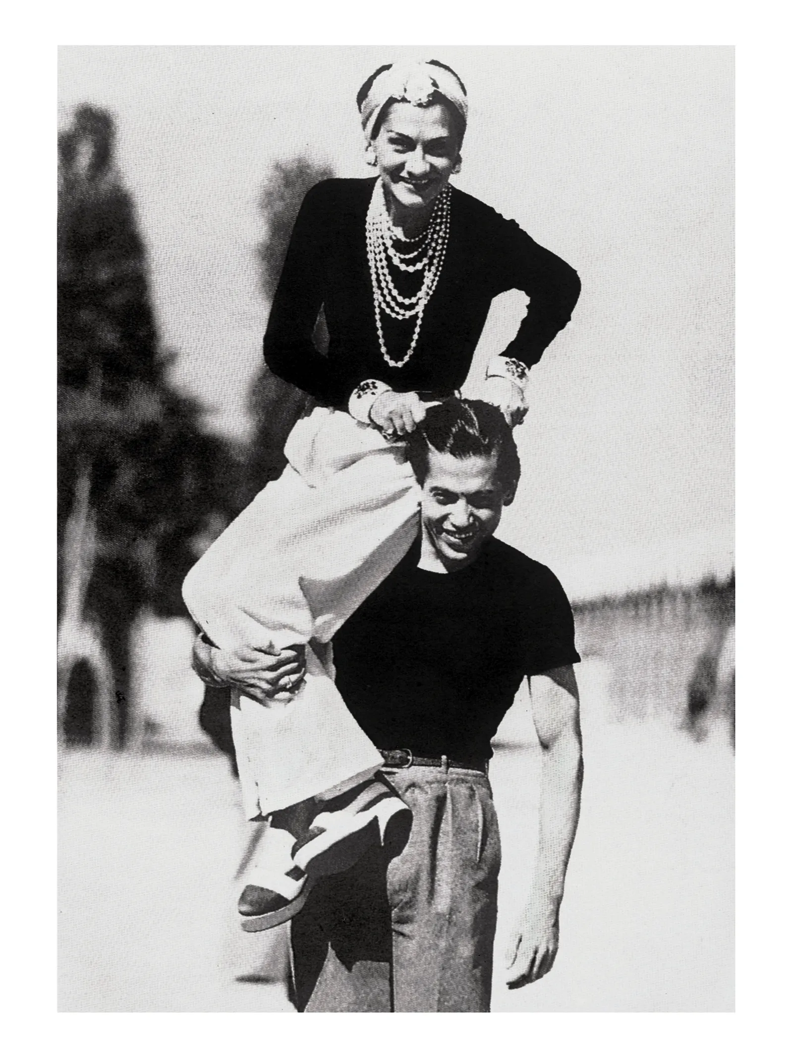 Gabrielle Chanel i Serge Lifar w 1937 roku (Fot. Jean Moral / Brigitte Moral /  Dzięki uprzejmości Chanel)