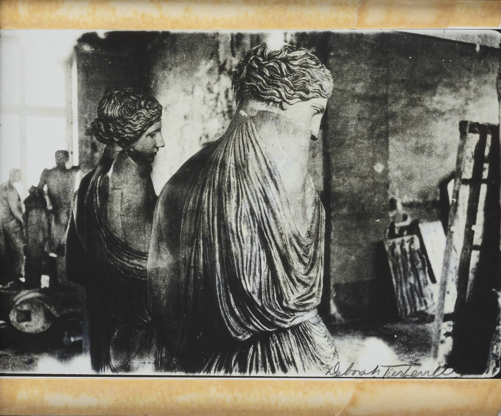 Deborah Turbeville, Bez tytułu, Wersal, Francja, 1980 (©Deborah Turbeville/MUUS Collection)