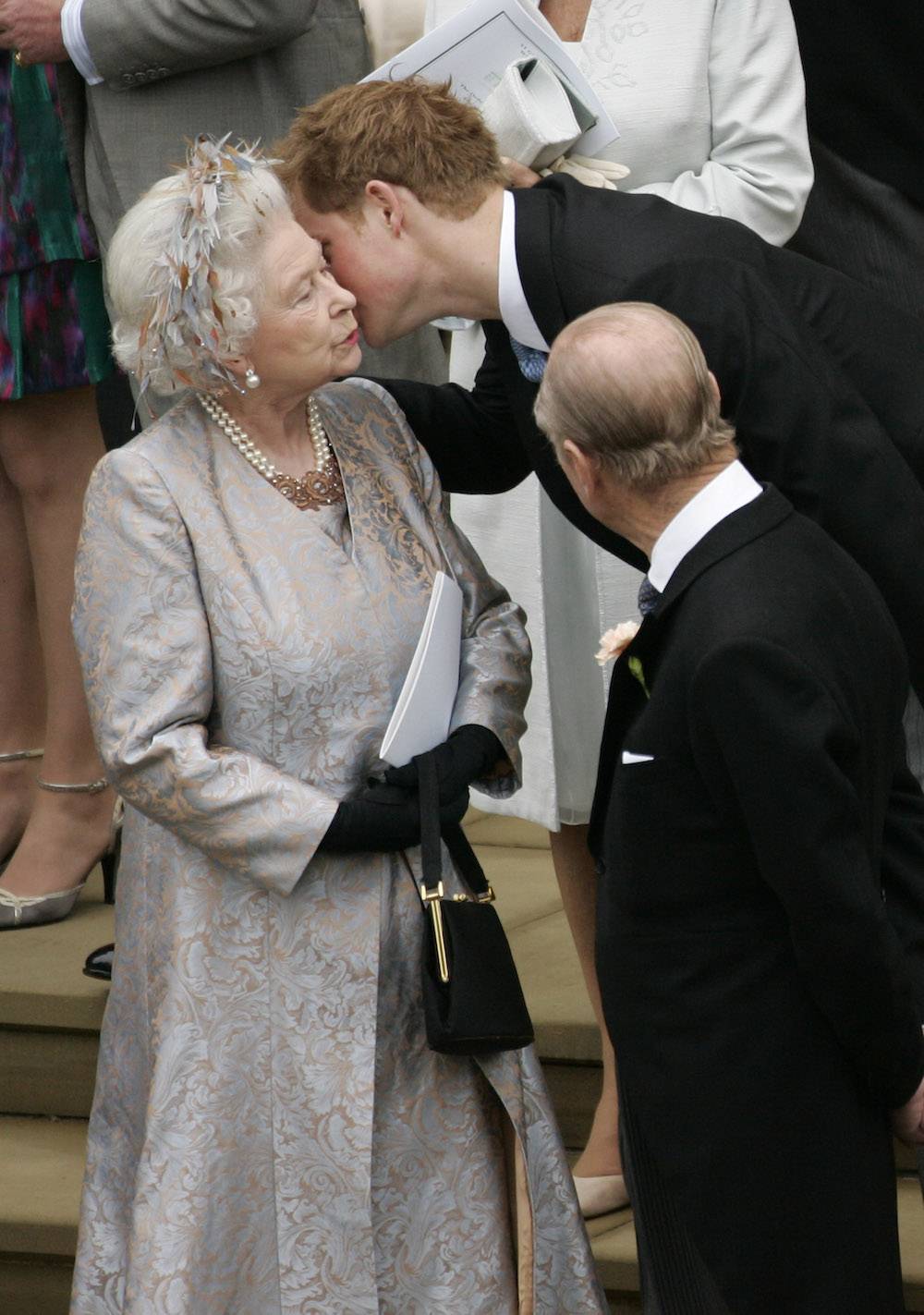 Królowa Elżbieta i książę Harry w 2008 roku (Fot. Getty Images)