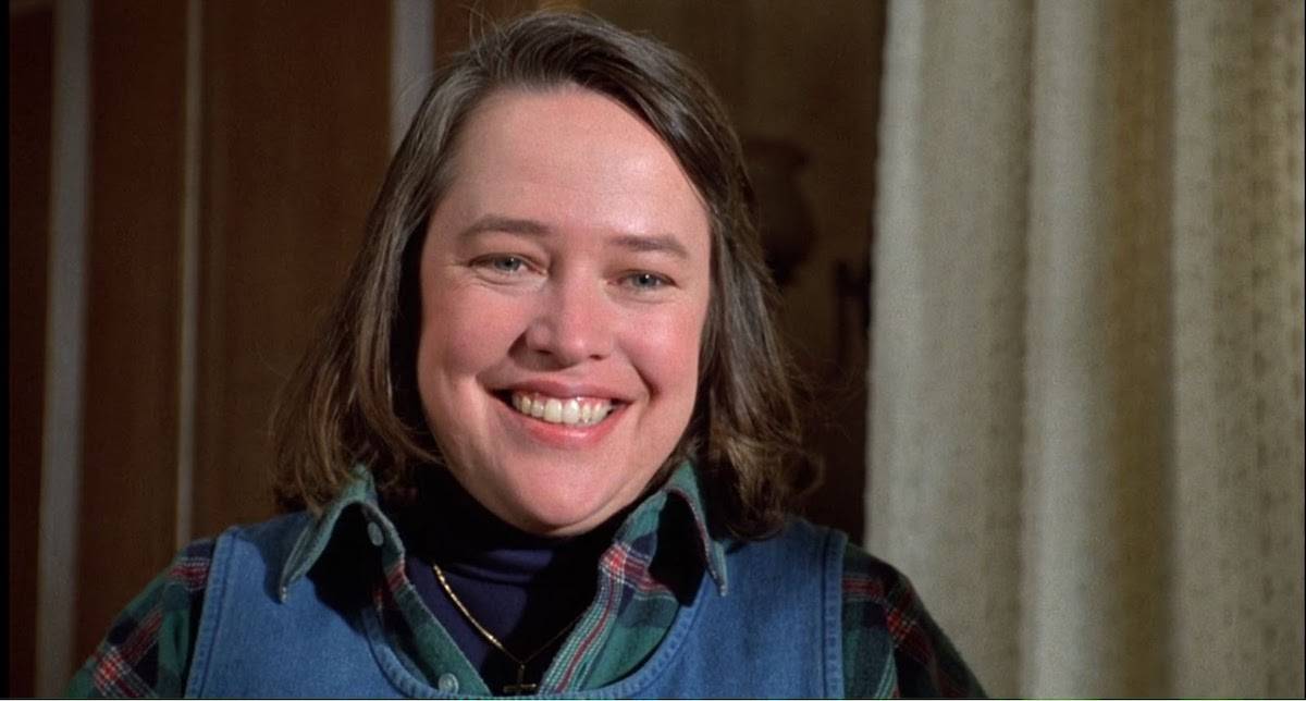 Kathy Bates w filmie „Misery” (Fot. East News)